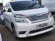Toyota Vellfire 2011 White - 4
