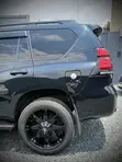 Toyota Land Cruiser Prado 2017 Black - 5