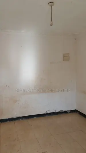 3 Bedroom House with Shop & Boys' Quarters in Mpererwe