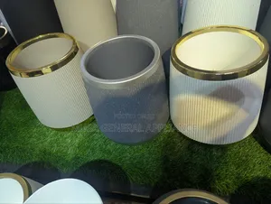 Fashionable Round Trash Can - White & Gold