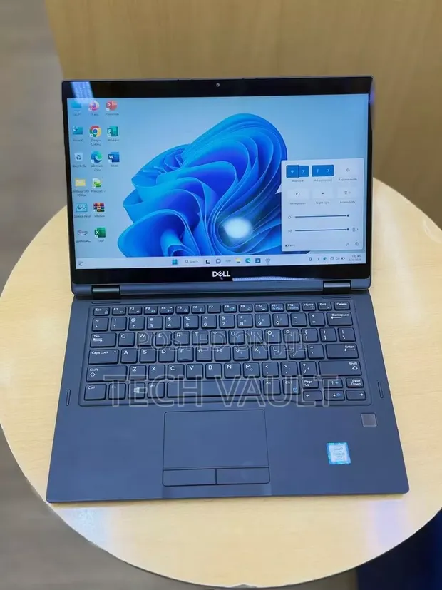 Dell Latitude 7390 2-in-1 Laptop - 1