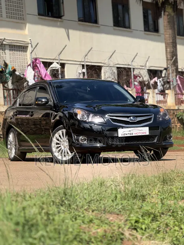Subaru Legacy 2011 Black - 1