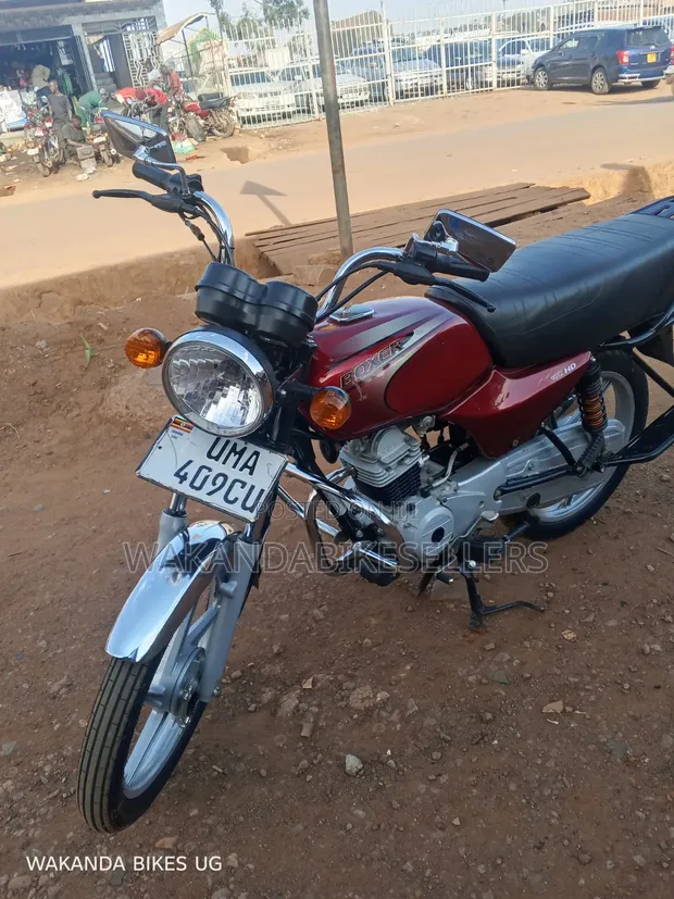 Bajaj Boxer 100 2025 Red - 1