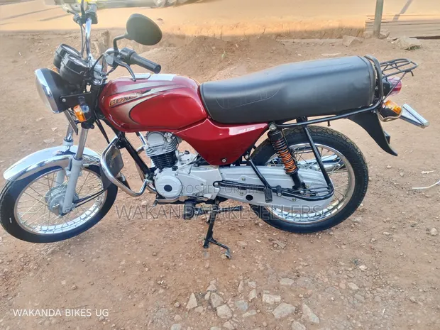 Bajaj Boxer 100 2025 Red - 1