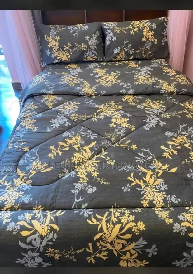 Jin Li 4-Piece Cotton Bedcover Set - 1