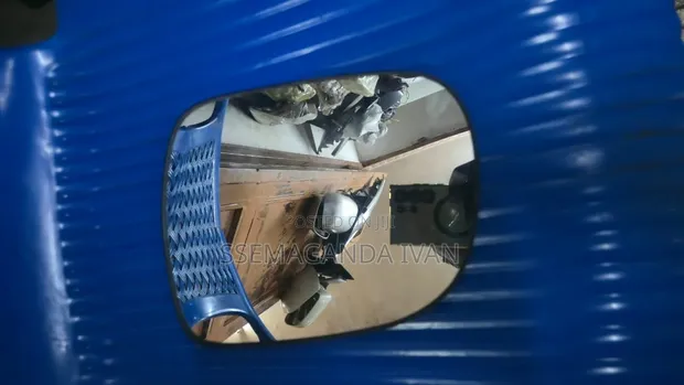 Toyota Harrier 2012 Original Side Mirror Plate - 1