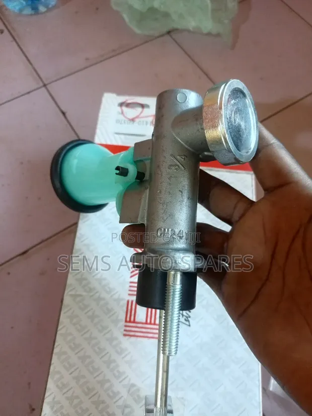 Clutch Master Cylinder for Landcruiser 1HZ - 1