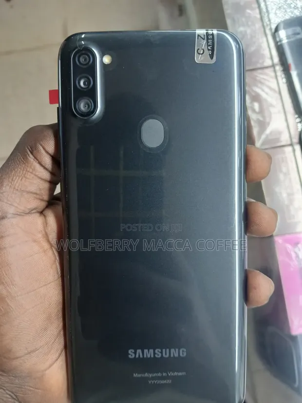 Samsung Galaxy A11 32GB Black - 1