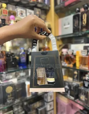 Lattafa Yara Package Eau de Cologne