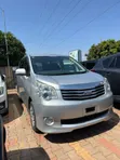 Toyota Noah X Grade 2013 - 2
