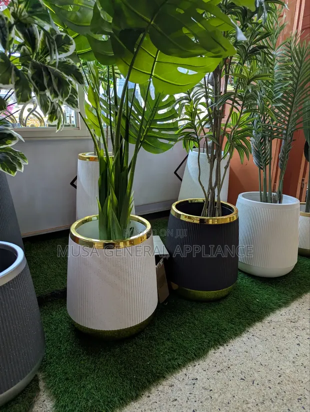 White & Gold Ribbed Planter with Fluted Design - 1
