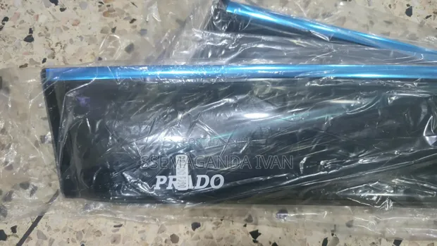 Toyota Land Cruiser Prado FJ90 Rainguards - 1