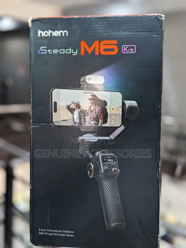 Hohem M6 Gimbal with Fill Light & AI Sensor - 1
