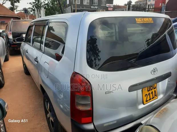 Toyota Probox 2008 Silver - 1