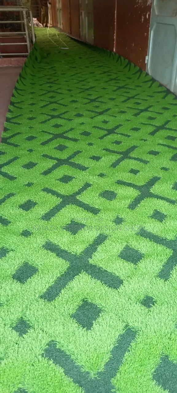 Quality Artificial Grass Carpet (Per Sqm) - 1