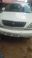 Toyota Harrier 2003 White - 4