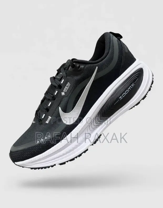 Original Nike ZoomX Vomero 18 Gore-Tex Running Trainers - 1