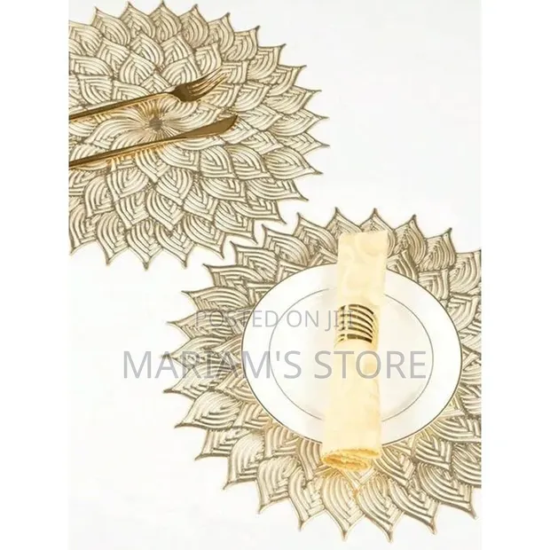 Gold Table Mats - Dozen - 1