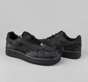 Original Nike Air Force 1 Low Kobe Bryant "Triple Black" Sneakers