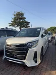 Toyota Noah Si 2017 White - 1