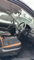 Subaru Forester 2017 Gray - 2
