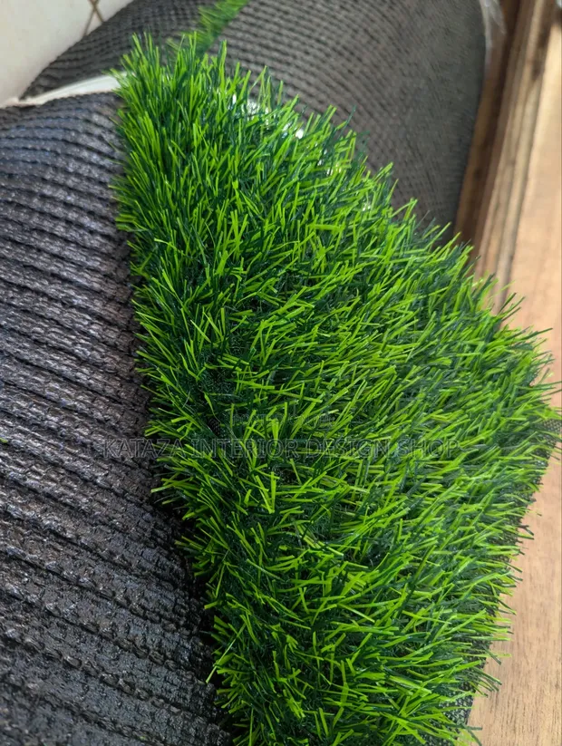 Brand New Artificial Grass Carpet Roll - 50 sqm - 1