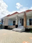 4 Bedroom Bungalow for Sale in Ssisa - 3