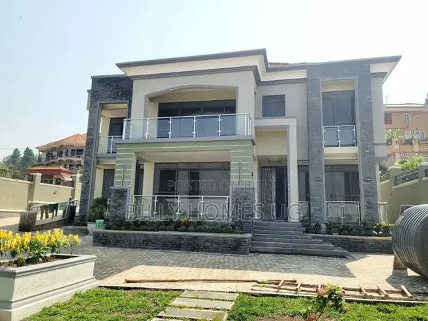 5 Bedroom Mansion for Sale in Ssisa - 1