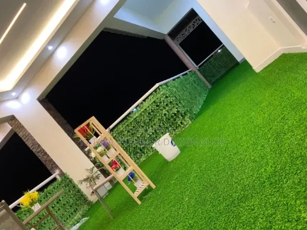 Quality Artificial Grass Carpet for Balcony - 1