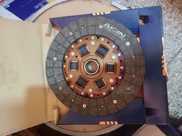 Aisin Clutch Plate for Toyota 3L / 5L Engines - 1