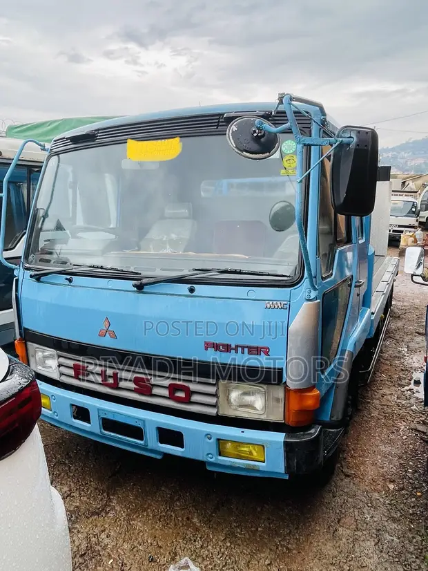 Mitsubishi Fuso Car Carrier Truck (Used) - 1