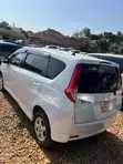 Toyota Passo Sette 1.5 AWD 2012 White - 3