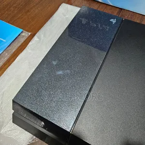 PlayStation 4 Standard Console