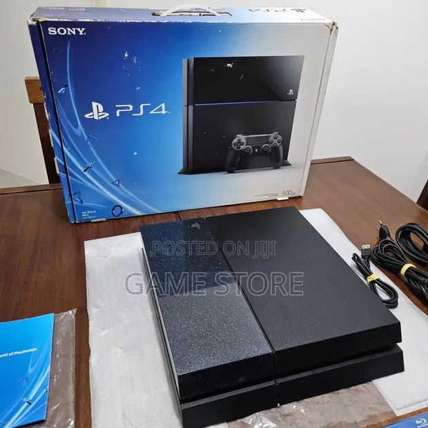 PlayStation 4 Standard Console - 1