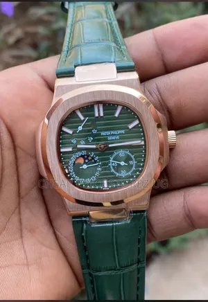 Rose Gold Patek Philippe Nautilus - Green Dial