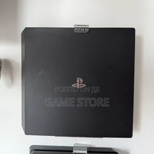 PlayStation 4 Pro - Complete Package