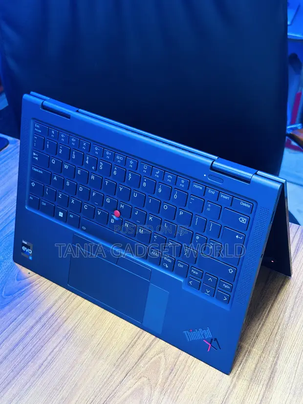 Lenovo ThinkPad X1 Yoga Gen 8 Laptop - 1