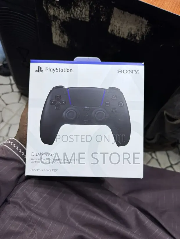 Brand New PS5 Controller - Boxed - 1