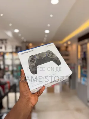 Brand New PS5 Controller Boxed at EM Plaza