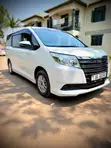 Toyota Noah 2.0 AWD (8 Seater) 2017 White - 3
