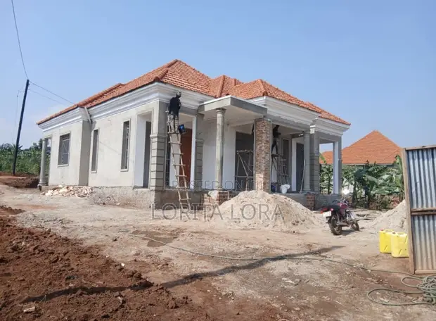 4 Bedroom Bungalow for Sale in Nakwero, Central Division - 1