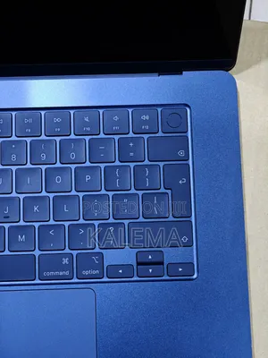 Apple MacBook Air M4 16GB RAM 512GB SSD