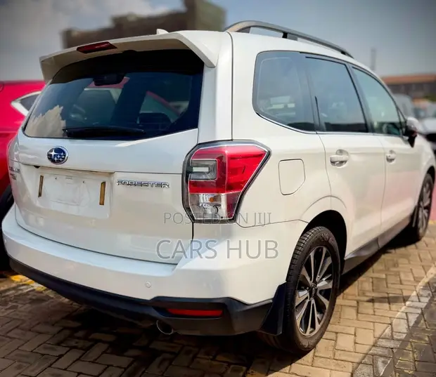 Subaru Forester 2.5i Premium AWD 2016 White - 1