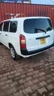 Toyota Probox 2007 White - 2