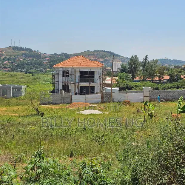 Lakeview Plots for Sale in Lutembe-Namulanda - 1