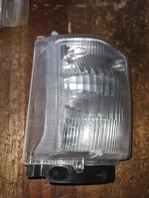 Mitsubishi Fuso Canter Corner Lamp