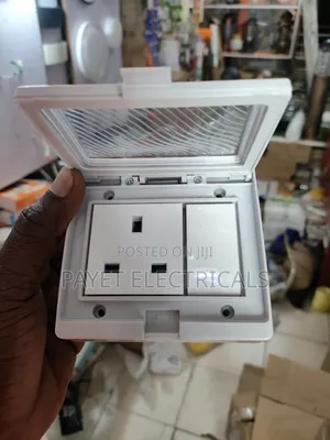 Outdoor Single Socket - Water Resistant