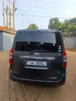 Toyota Noah 2013 Gray - 5