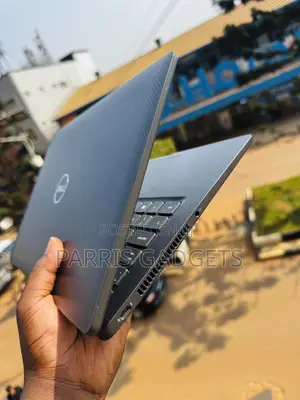 Dell Latitude 7420 Laptop - 16GB RAM, 512GB SSD, i7