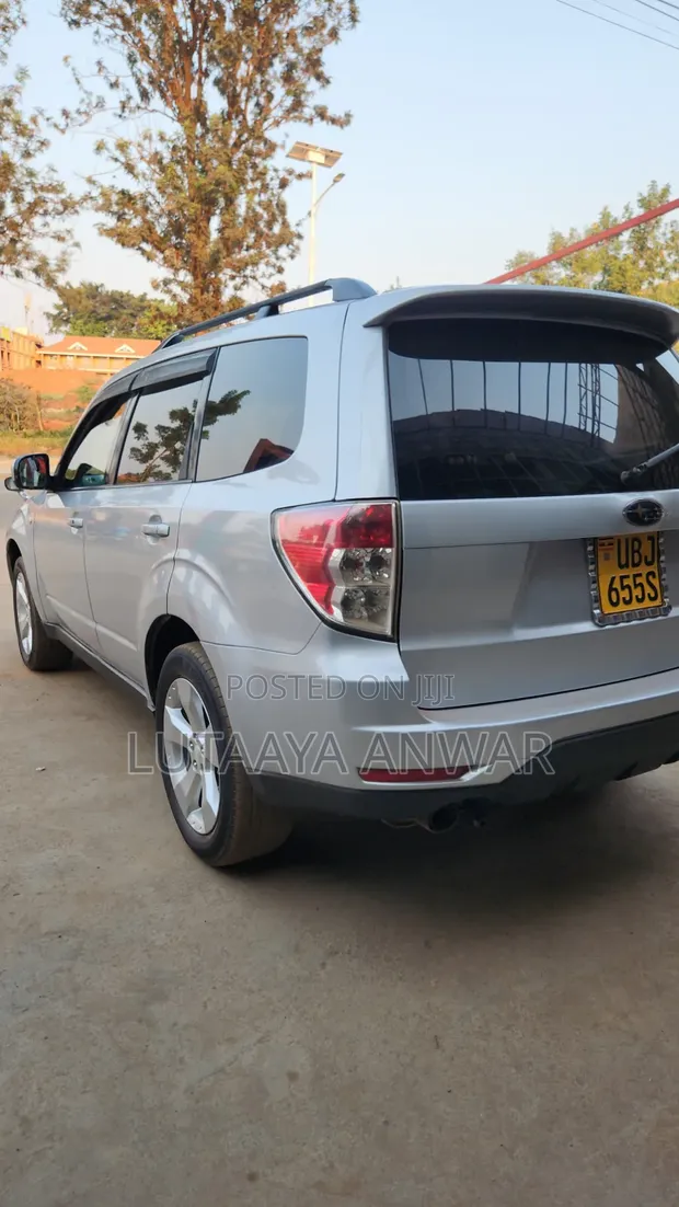 Subaru Forester 2008 Silver - 1